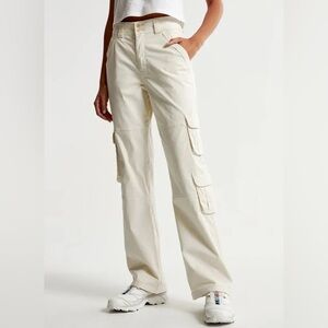 Abercrombie & Fitch Beige Cargo Pants | 28 Regular